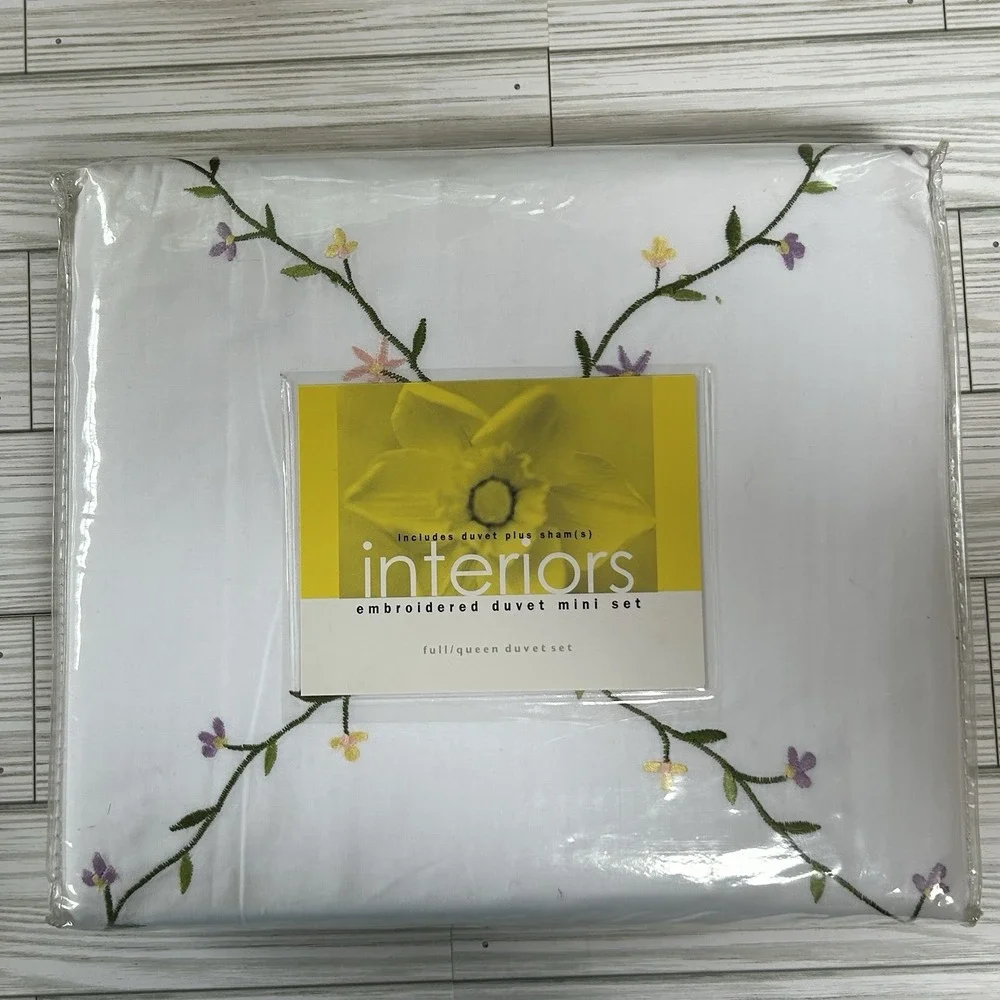 NEW VTG Interiors Full Queen Floral Embroidered Duvet Cover Pillow Shams Cottage